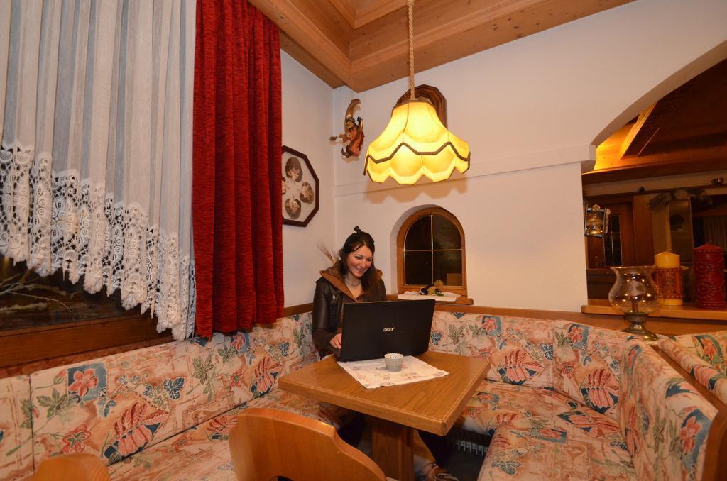 Hotel Albe Rocca Pietore Εξωτερικό φωτογραφία