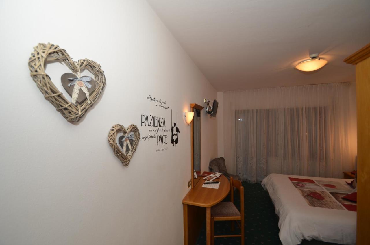 Hotel Albe Rocca Pietore Εξωτερικό φωτογραφία